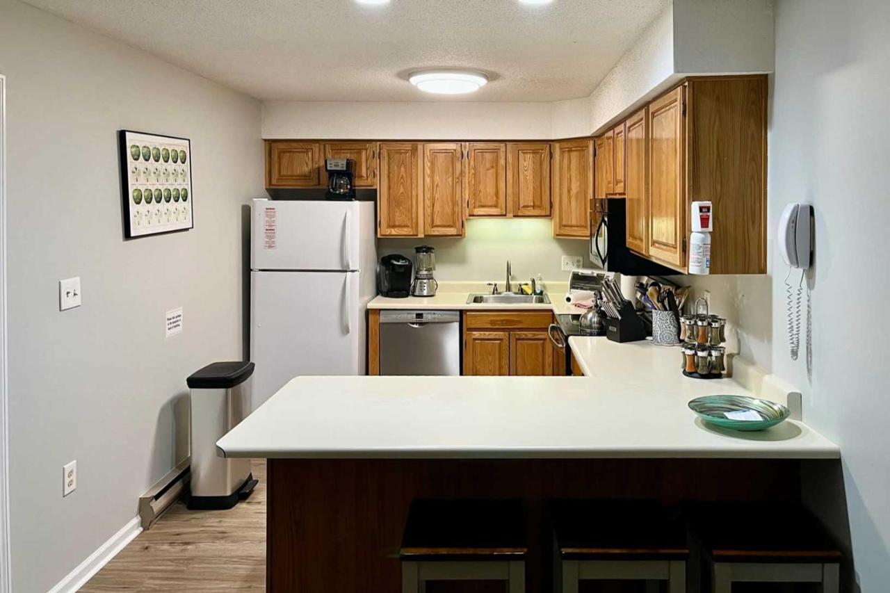 Lincoln Condo With Views, Pool, Hot Tub And Balcony! Экстерьер фото